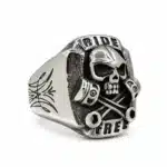 Bague biker tête de mort