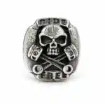 Bague biker tête de mort
