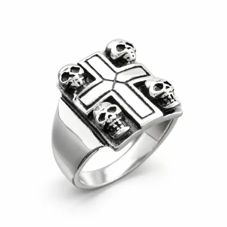 Bague croix tête de mort