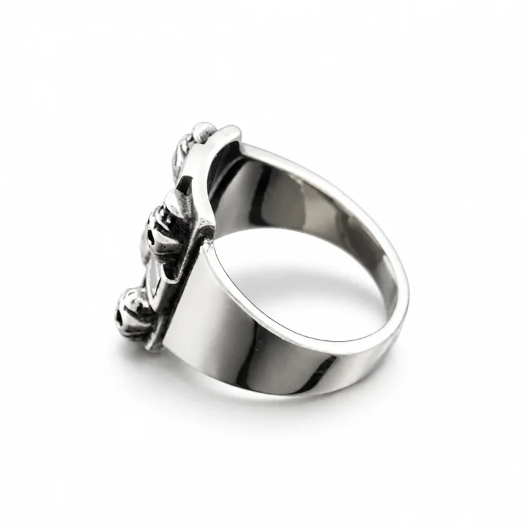 Bague croix tête de mort