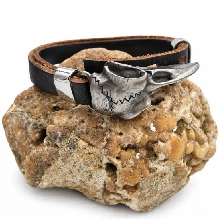 Bracelet crâne de corbeau viking