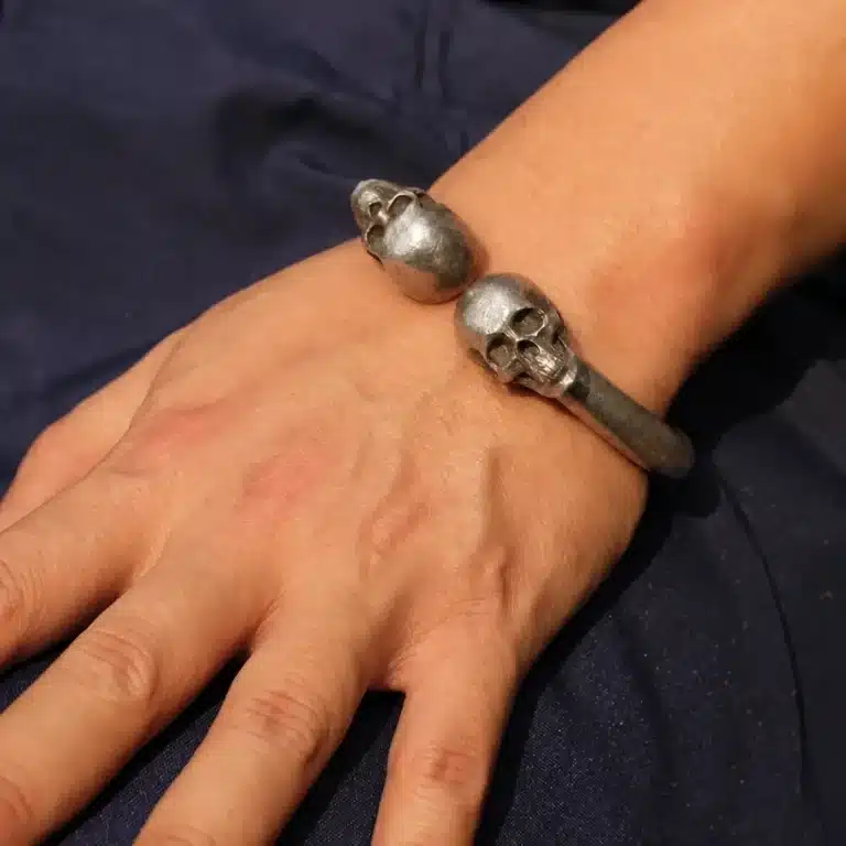 Bracelet double tête de mort