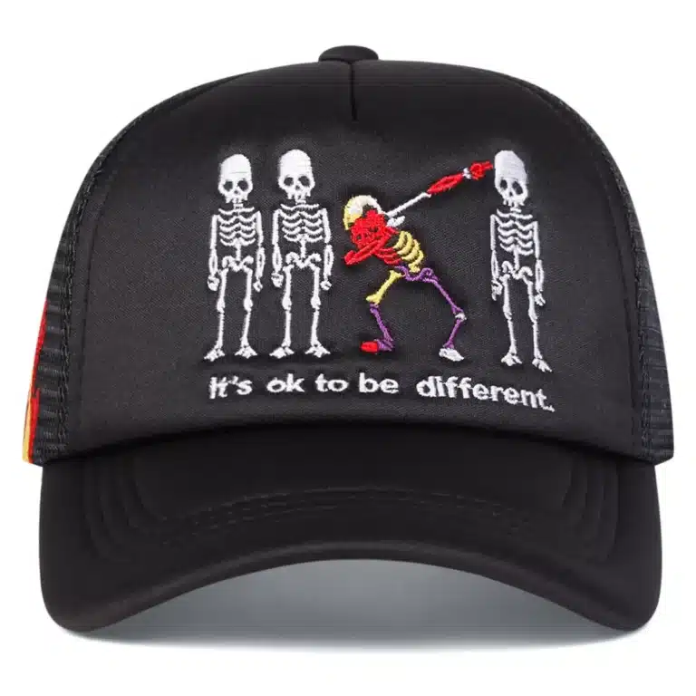 Casquette trucker squelette flamme
