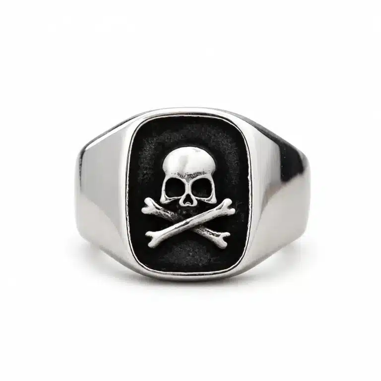 Chevalière pirate tête de mort