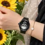 Montre tête de mort bracelet milanais
