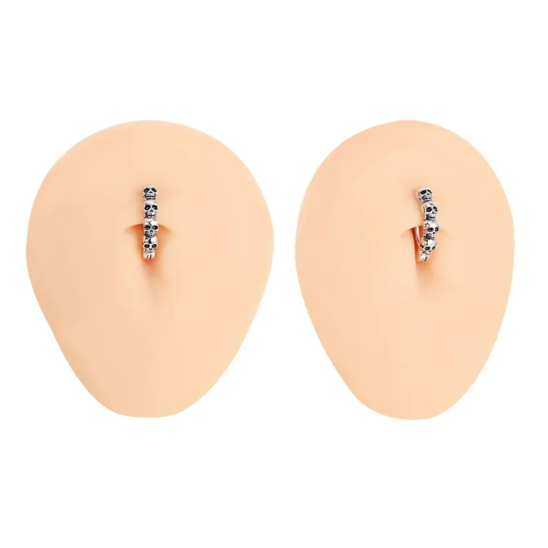 Piercing nombril tête de mort