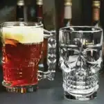 Chope à bière tête de mort