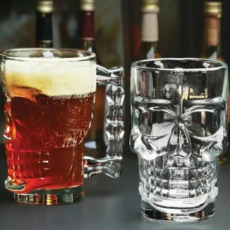 Chope à bière tête de mort