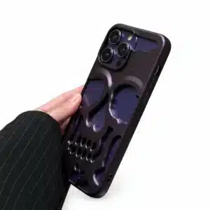 Coque Iphone relief tête de mort
