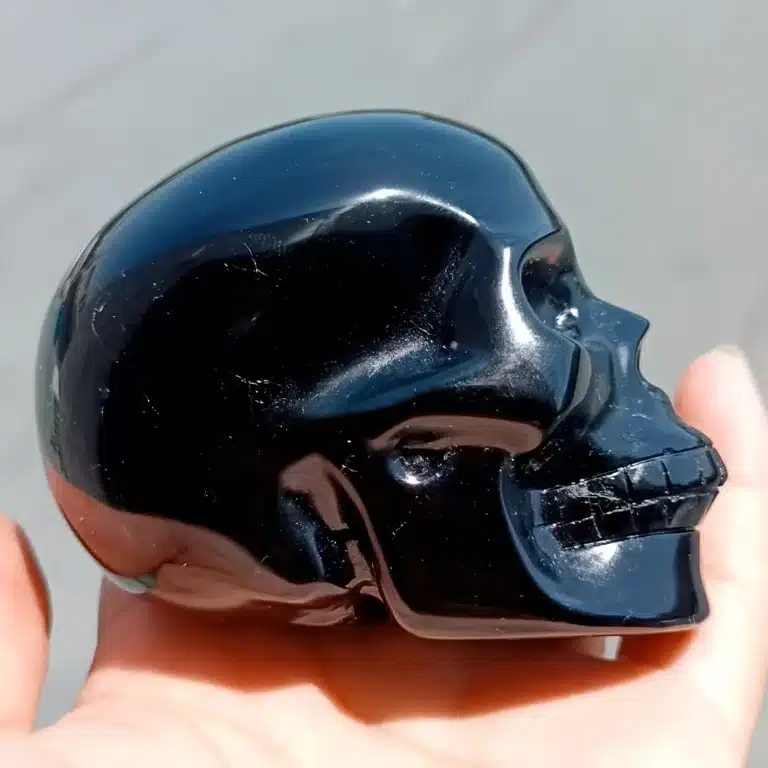Crâne obsidienne noire