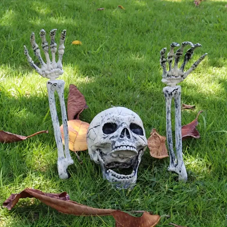 Décoration jardin Halloween squelette