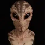 Masque alien réaliste en latex