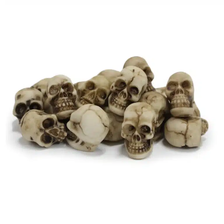 Petites têtes de mort décoratives