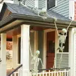 Squelette maison hantée décoration