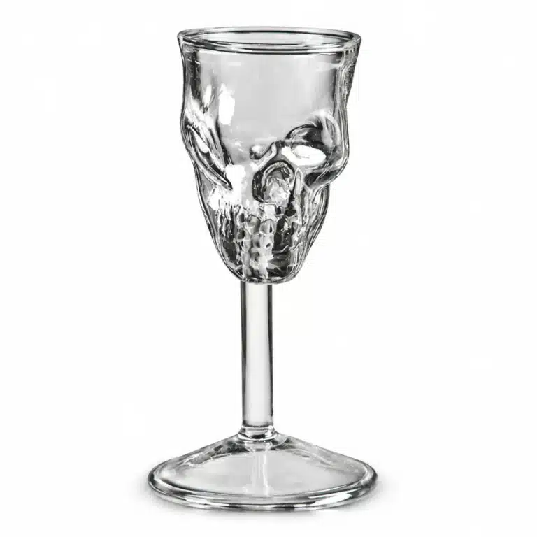 Verre à pied tête de mort