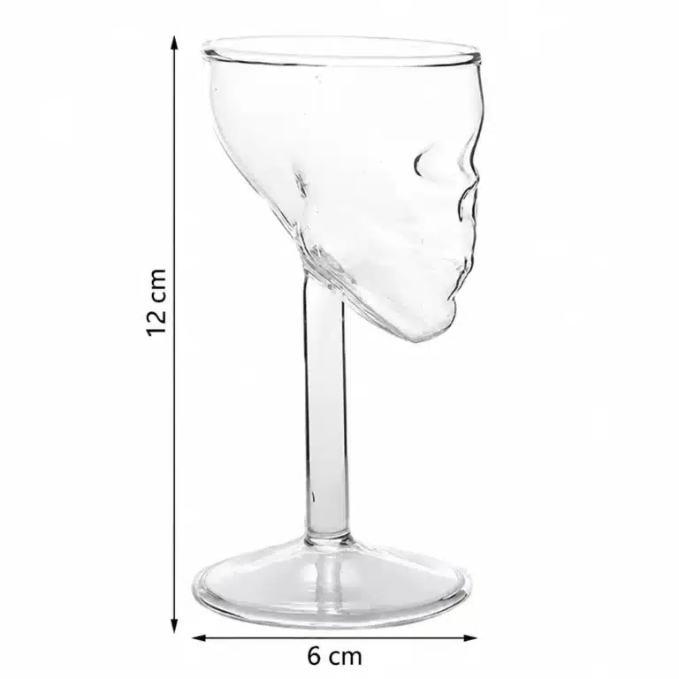Verre à pied tête de mort
